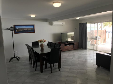 Beachside & Jetty View Apartment 6 - Captain\'s Apt - Yamba Accommodation 27