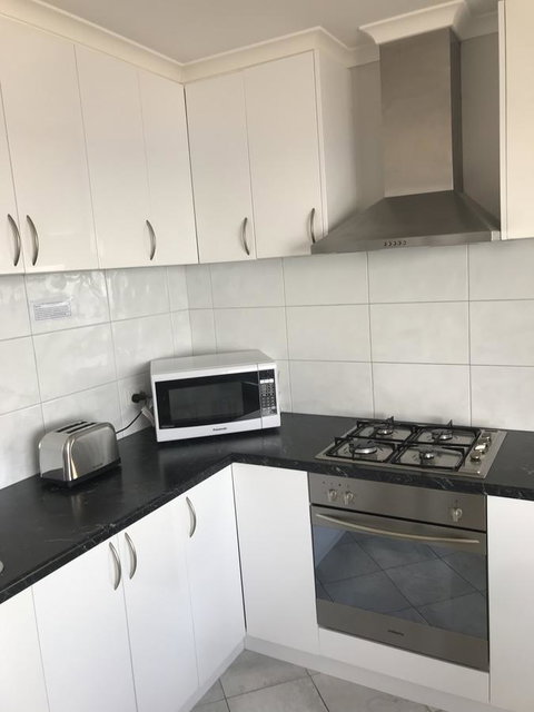 Beachside & Jetty View Apartment 6 - Captain\'s Apt - Yamba Accommodation 5