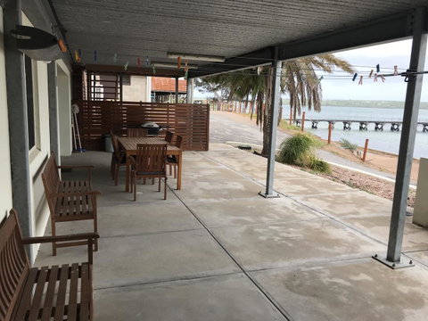 Beachside & Jetty View Apartment 6 - Captain\'s Apt - Yamba Accommodation 37