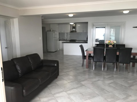 Beachside & Jetty View Apartment 6 - Captain\'s Apt - Yamba Accommodation 32