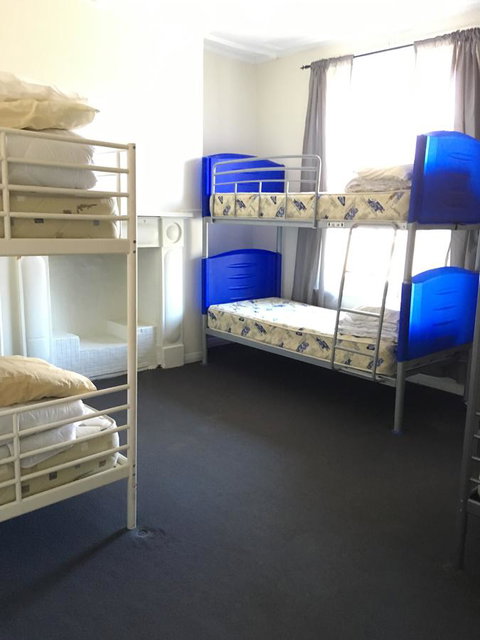 Shingo\'s Backpackers - Yamba Accommodation 1