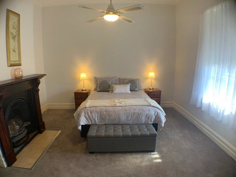 On Gilbert - Yamba Accommodation 8