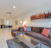 Executive suite incredible views of city - Yamba Accommodation