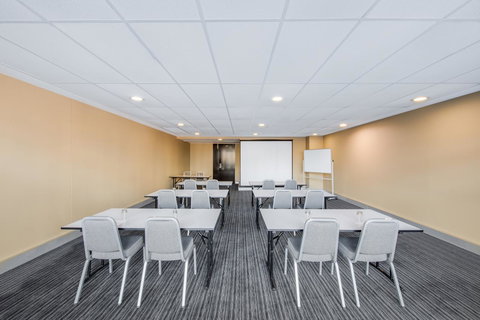 Adina Apartment Hotel Wollongong - Yamba Accommodation 35