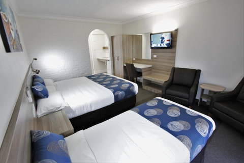 Aston Motel Yamba - Yamba Accommodation 0