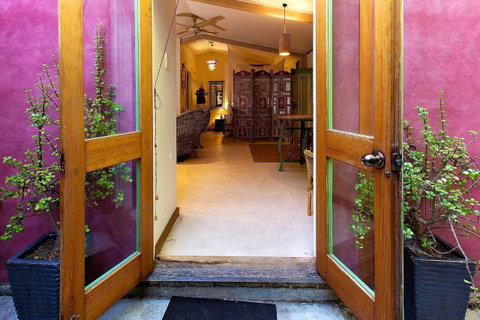 The Lotus Eater - Yamba Accommodation 23