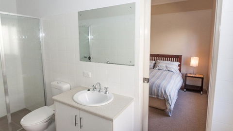 Golfers Paradise (18th Tee) - 52 Huntingdale Drive - Yamba Accommodation 20