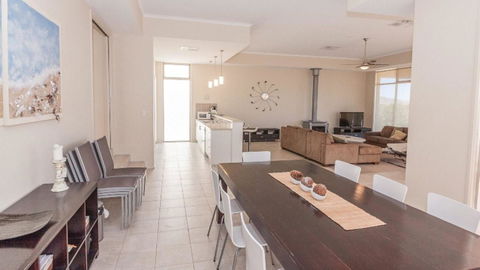Golfers Paradise (18th Tee) - 52 Huntingdale Drive - Yamba Accommodation 19
