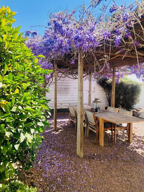 Belmore Cottage - Yamba Accommodation 9