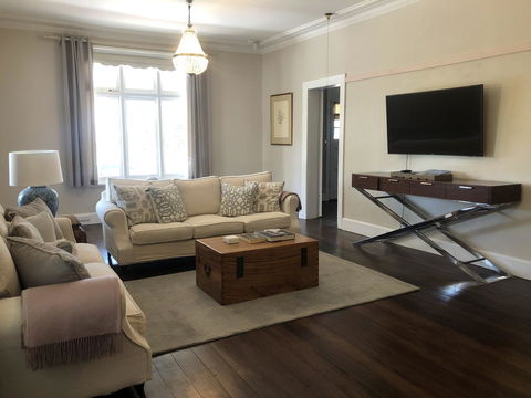 Belmore Cottage - Yamba Accommodation 8