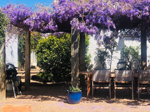 Belmore Cottage - Yamba Accommodation 10