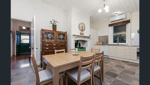 Treasured Memories Cottage - Yamba Accommodation 9