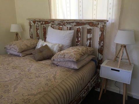 A Peaceful Cabin In The Country - Yamba Accommodation 3