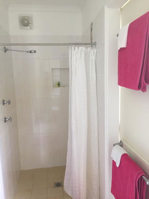 A Peaceful Cabin In The Country - Yamba Accommodation 6