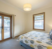 Flinders Bush Retreats - Yamba Accommodation