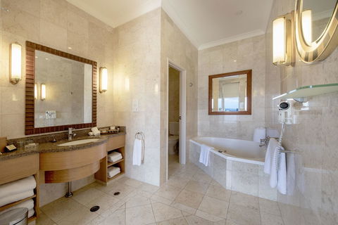 Duxton Hotel Perth - Yamba Accommodation 14
