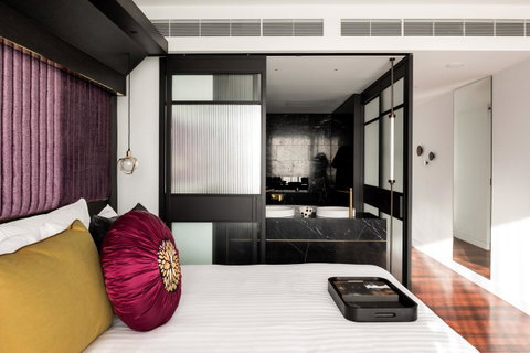 QT Perth - Yamba Accommodation 32
