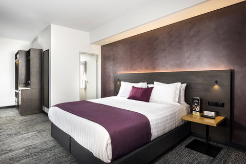Holiday Inn West Perth, An IHG Hotel - Yamba Accommodation 16