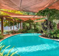 Chimes Spa Retreat - Yamba Accommodation