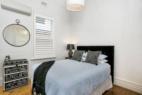 Soho Style In Manly - DARL9 - Yamba Accommodation 3