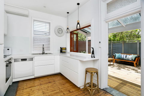 Soho Style In Manly - DARL9 - Yamba Accommodation 4