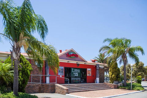 Leisure Inn Hotel Rockingham - Yamba Accommodation 33