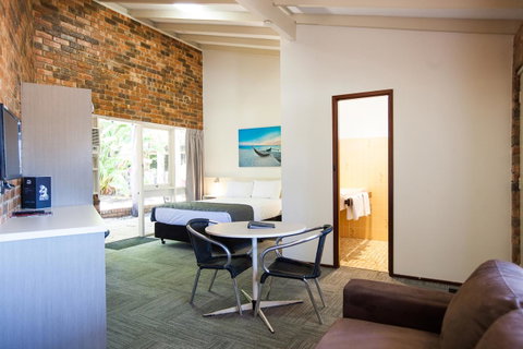 Leisure Inn Hotel Rockingham - Yamba Accommodation 2