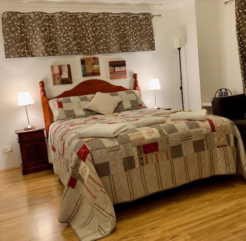 Ascot Comfort - Yamba Accommodation 0