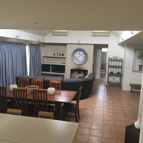 Grapevines Boutique Accommodation - Yamba Accommodation 4