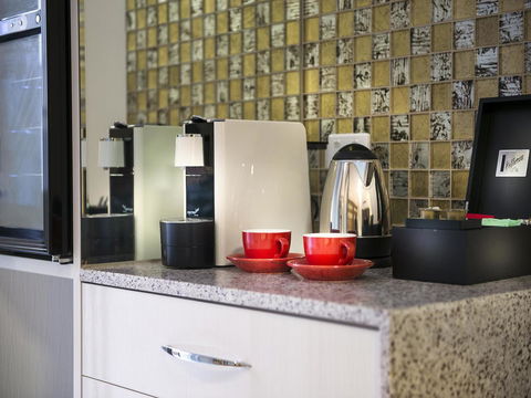 Swan River Hotel - Yamba Accommodation 14