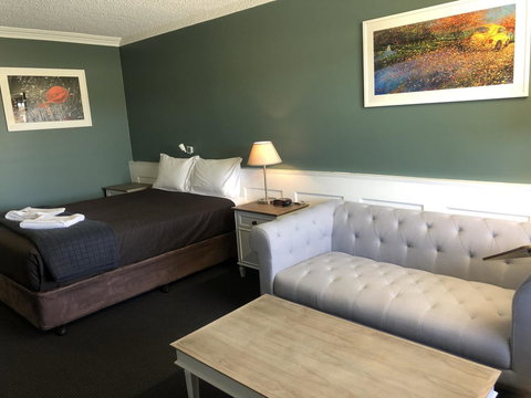 Dog Rock Motel - Yamba Accommodation 1