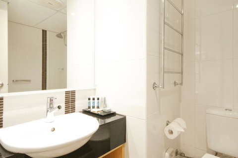 Dog Rock Motel - Yamba Accommodation 41