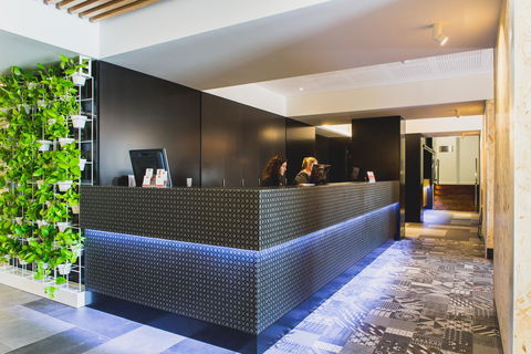 Metro Hotel Perth - Yamba Accommodation 10