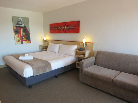 Metro Hotel Perth - Yamba Accommodation 41