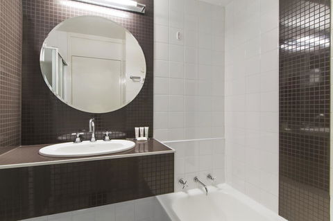 Metro Hotel Perth - Yamba Accommodation 28