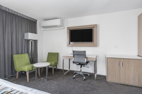 Metro Hotel Perth - Yamba Accommodation 21