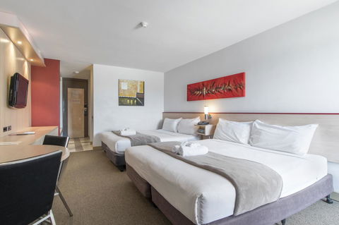 Metro Hotel Perth - Yamba Accommodation 22