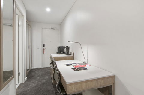 Metro Hotel Perth - Yamba Accommodation 29