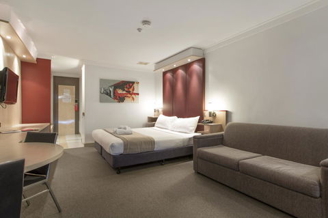 Metro Hotel Perth - Yamba Accommodation 23