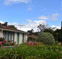 Valley Views Motel  Chalets - Yamba Accommodation