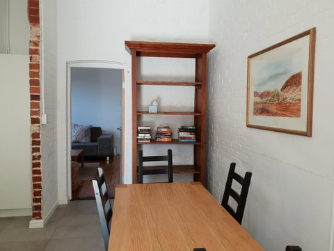 Captain\'s Heritage Cottage - Central Fremantle 2 Bedroom Historic Cottage - Yamba Accommodation 3