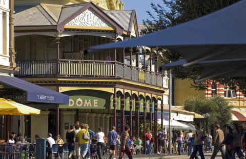 Captain\'s Heritage Cottage - Central Fremantle 2 Bedroom Historic Cottage - Yamba Accommodation 20