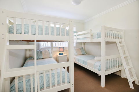 Calming Waters - Pet Friendly - Community Pool - Yamba Accommodation 21