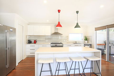Calming Waters - Pet Friendly - Community Pool - Yamba Accommodation 14