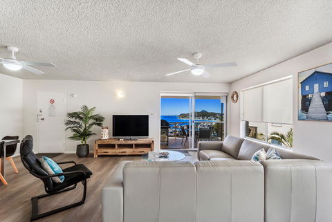 Laman Lodge, Unit 2, 15 Laman Street - Yamba Accommodation 0