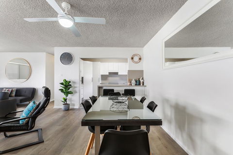 Laman Lodge, Unit 2, 15 Laman Street - Yamba Accommodation 5