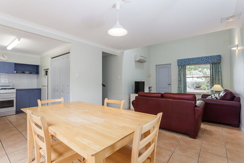 Middleton Beach By The BnB Collection - Yamba Accommodation 3