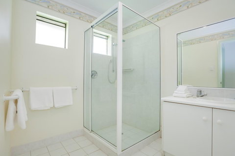 Middleton Beach By The BnB Collection - Yamba Accommodation 12