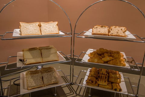 The Continental Hotel - Yamba Accommodation 27