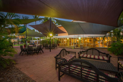 The Continental Hotel - Yamba Accommodation 11